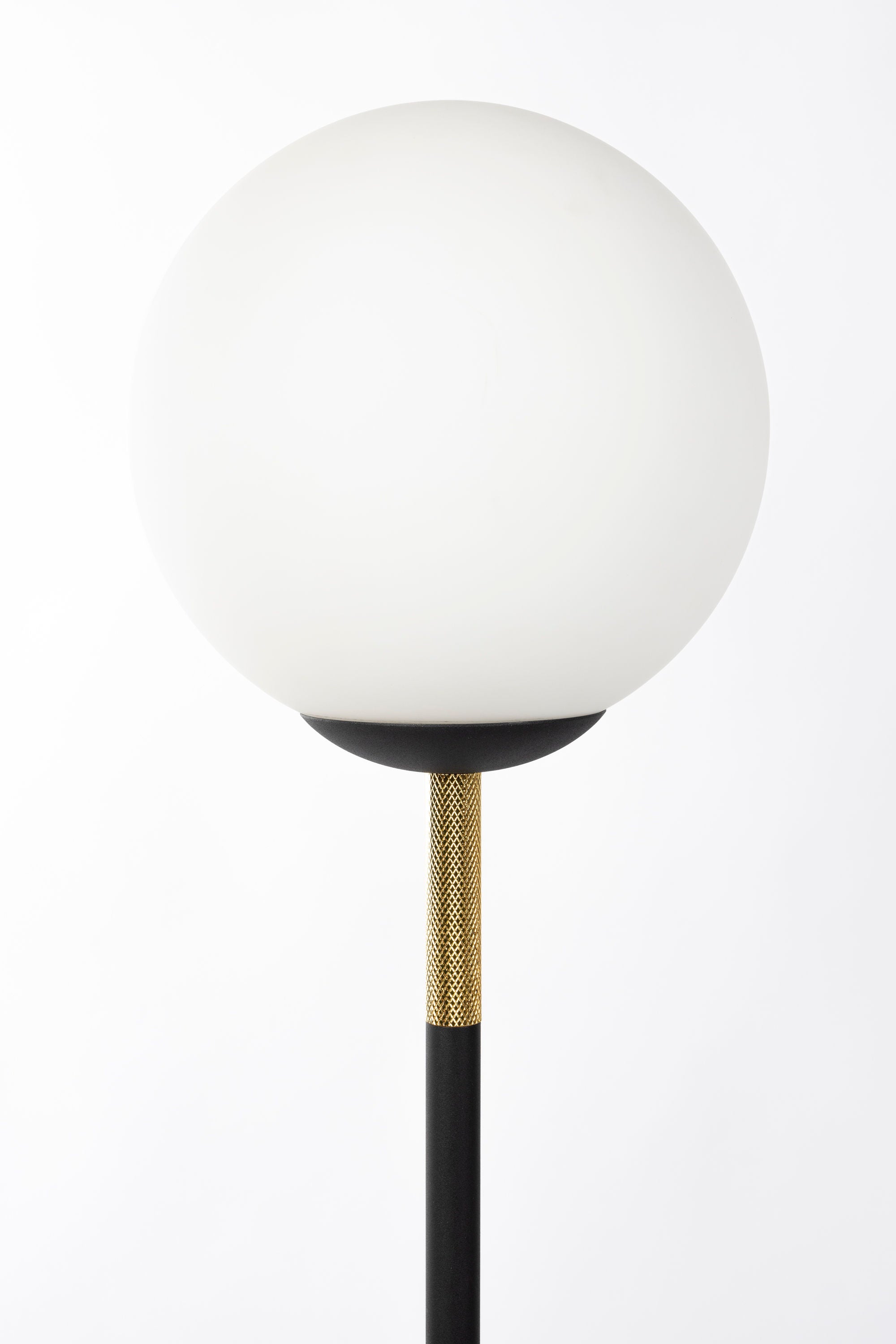 Zuiver Orion Charge Black Floor Lamp